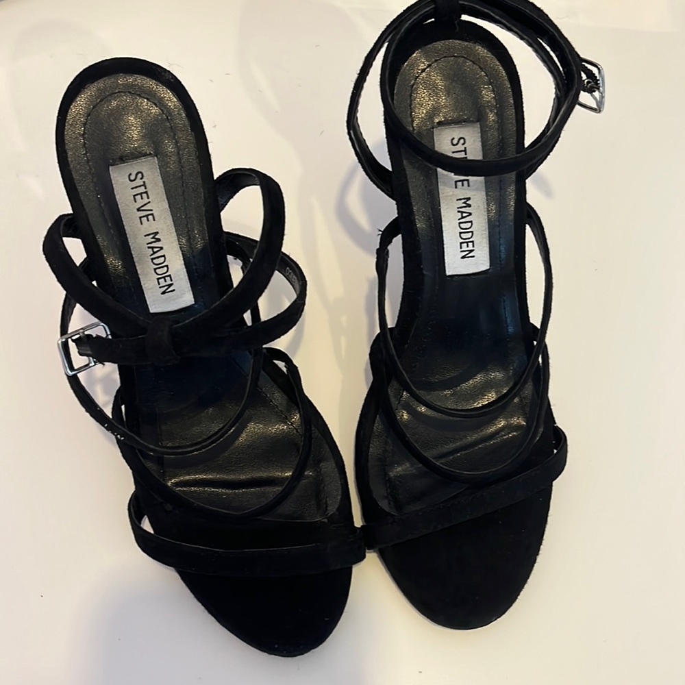 Steve Madden black heels